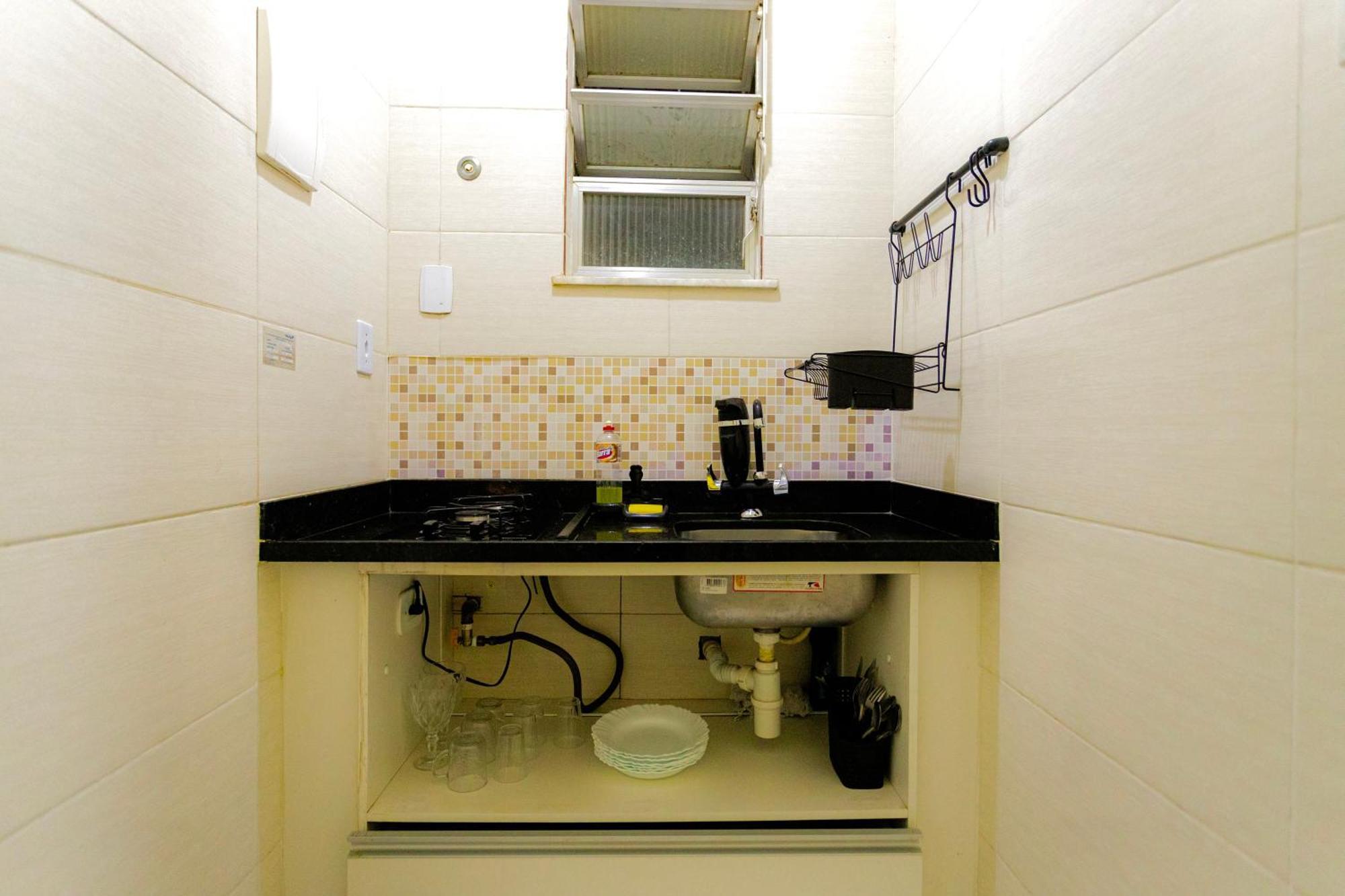 Suh Copacabana 49 Standard Apartemen